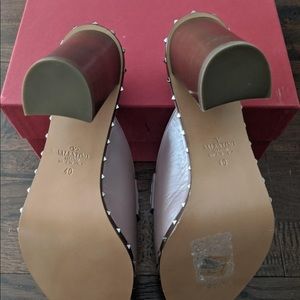 Valentino RockStars. New. NeverWorn. With box/bag.40 EU.